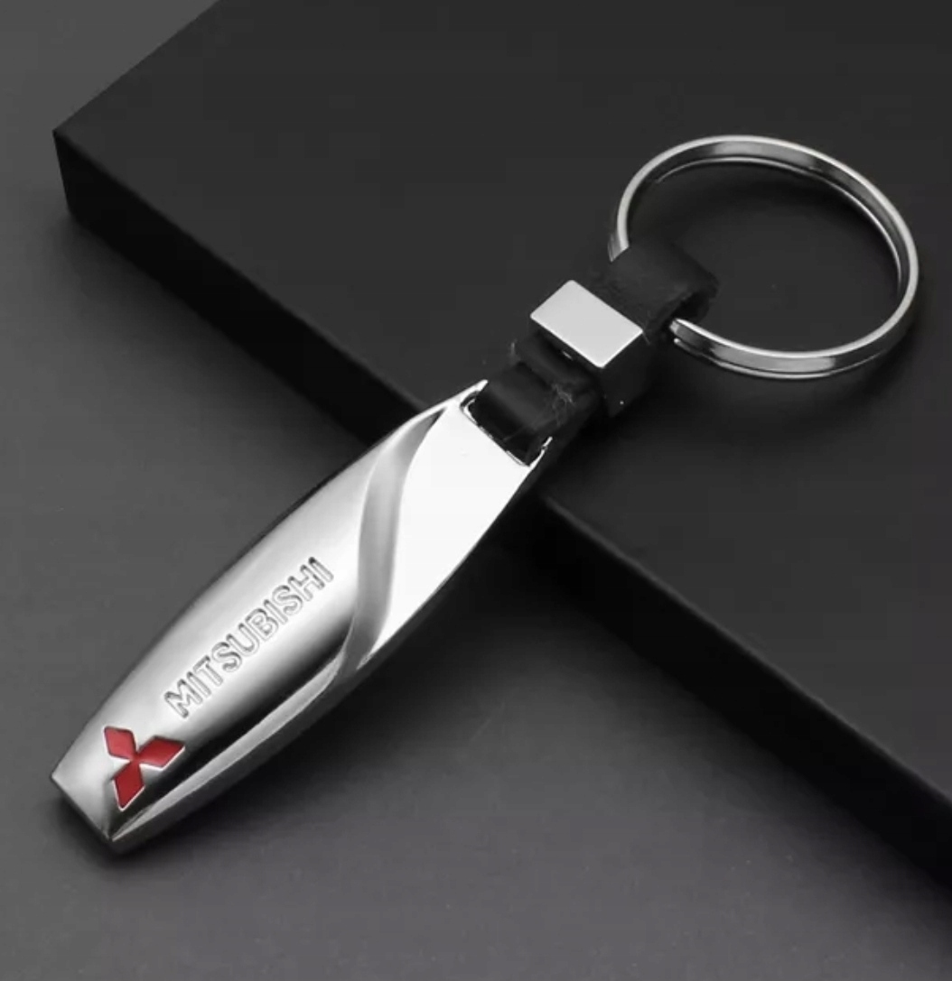 Breloczek do kluczy Mitsubishi Outlander upominek