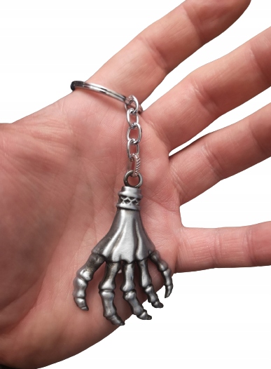 1 2348 Breloczek The Walking Dead Zombie Attack Łapka TWD