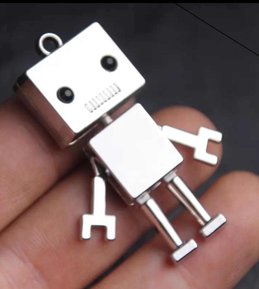 Breloczek Sztuczna Inteligencja Robocik Android Mech Cyborg Humanoid Robot