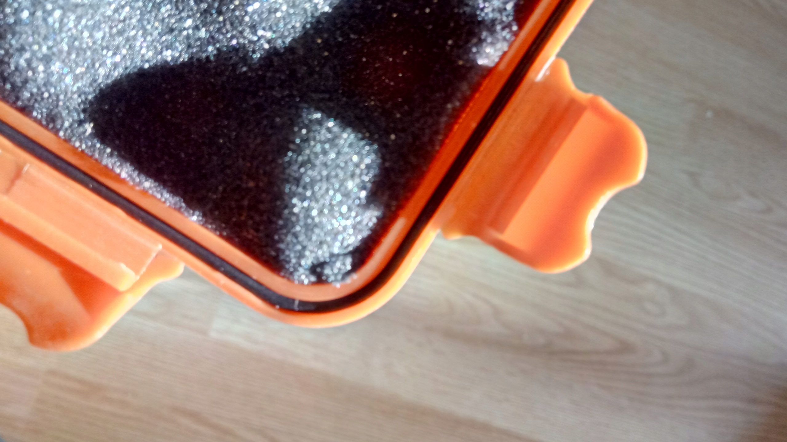 Hermetyczny Pojemnik Zasobnik Wodoodporne Pudełko Turystyczne Awaryjne EDC