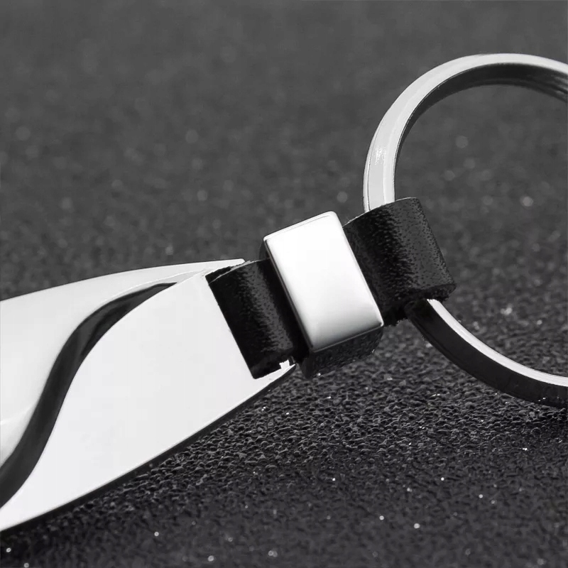 Breloczek do kluczy Mitsubishi Outlander upominek