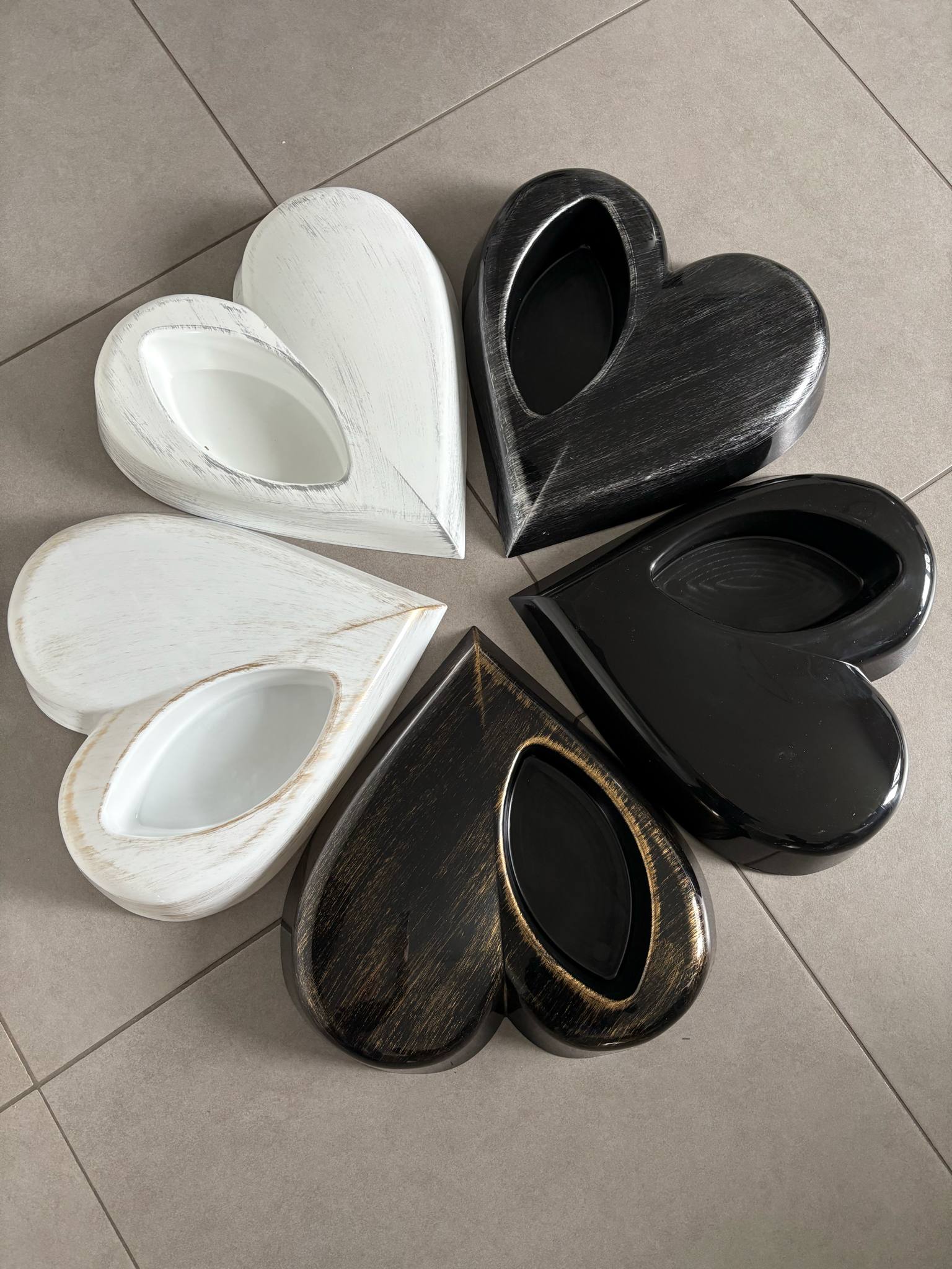 Stroik grób cmentarz Kompozycja nagrobna SERCE Na zawsze w naszej pamięci