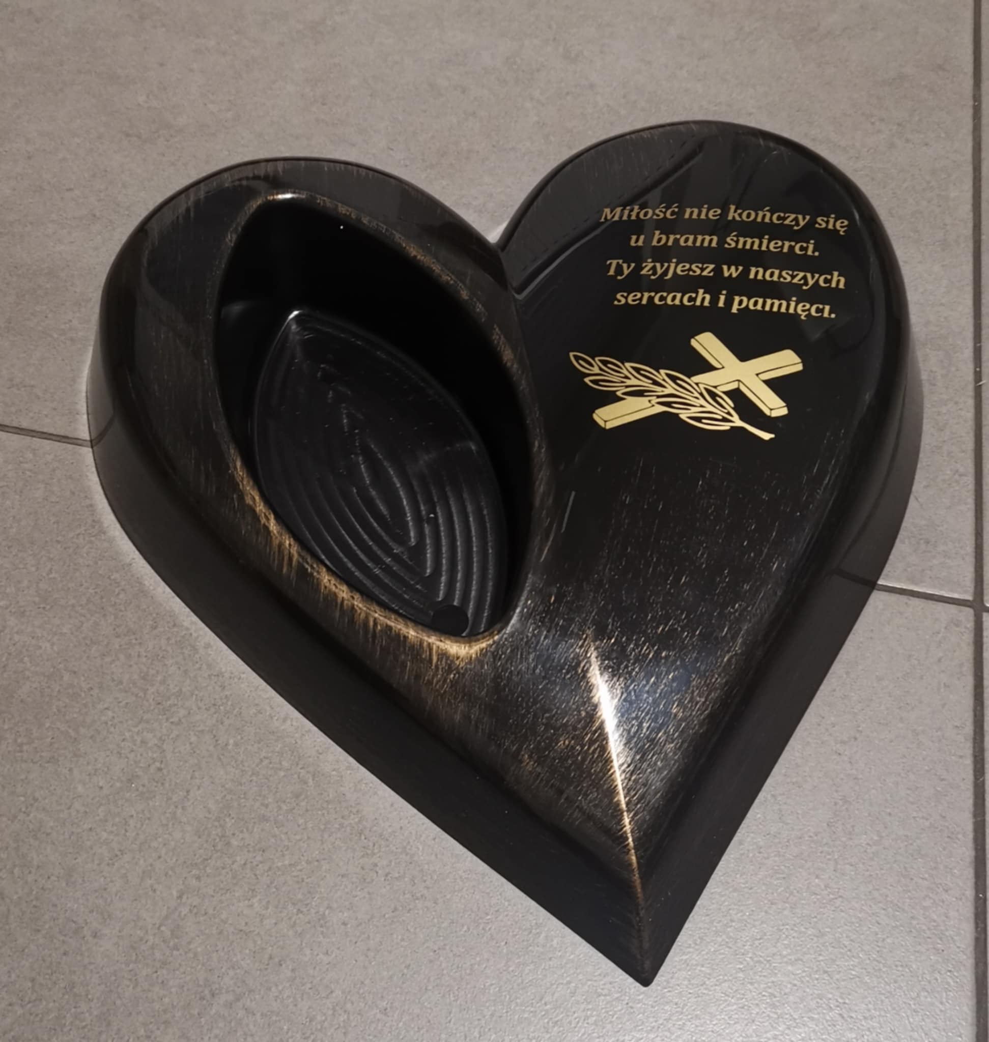 Stroik na grób cmentarz Kompozycja nagrobna funeralna SERCE Miłość...