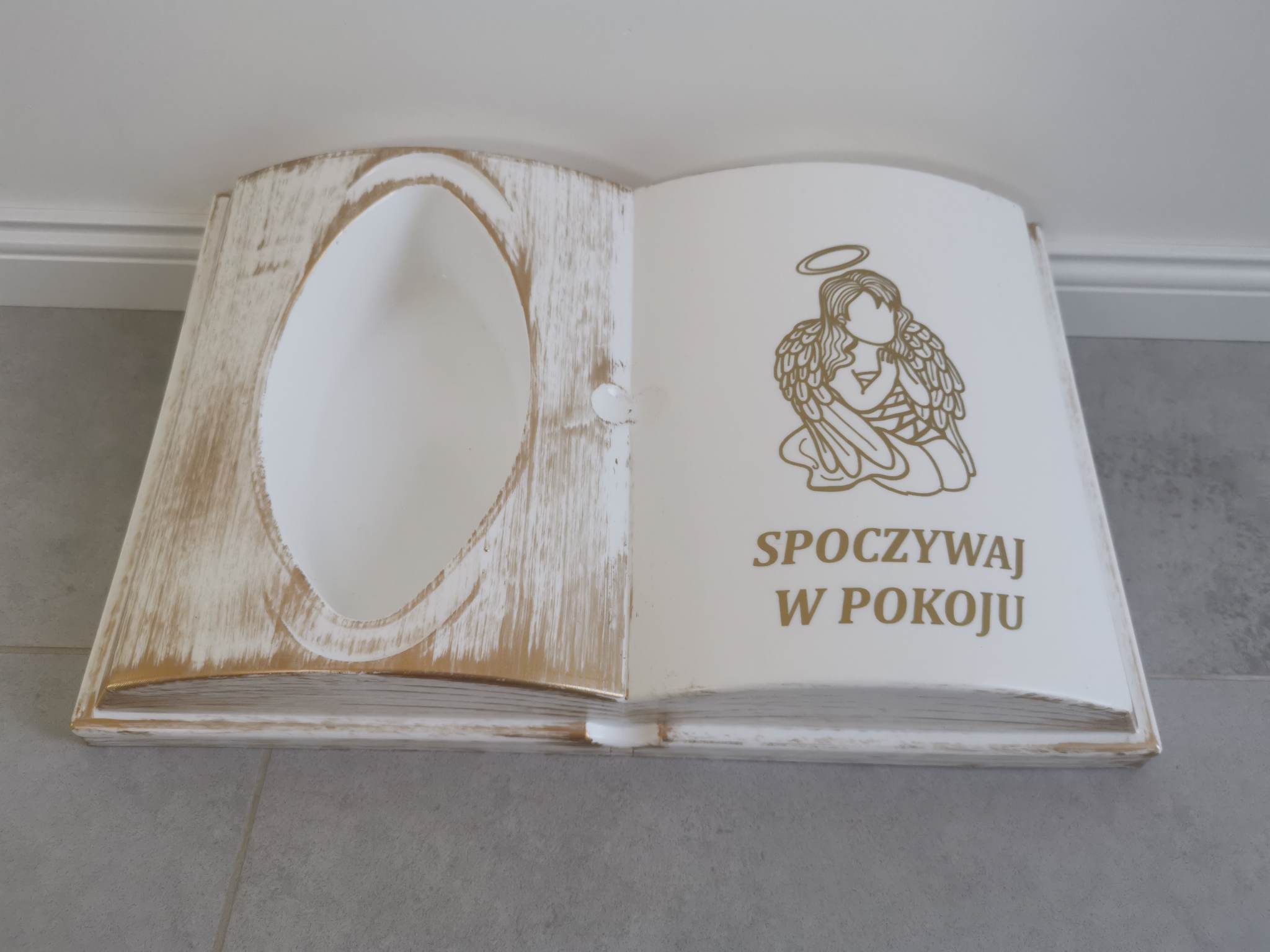 KSIĘGA na grób Podkład do stroików sztucznych Biała ze złotym z doniczką