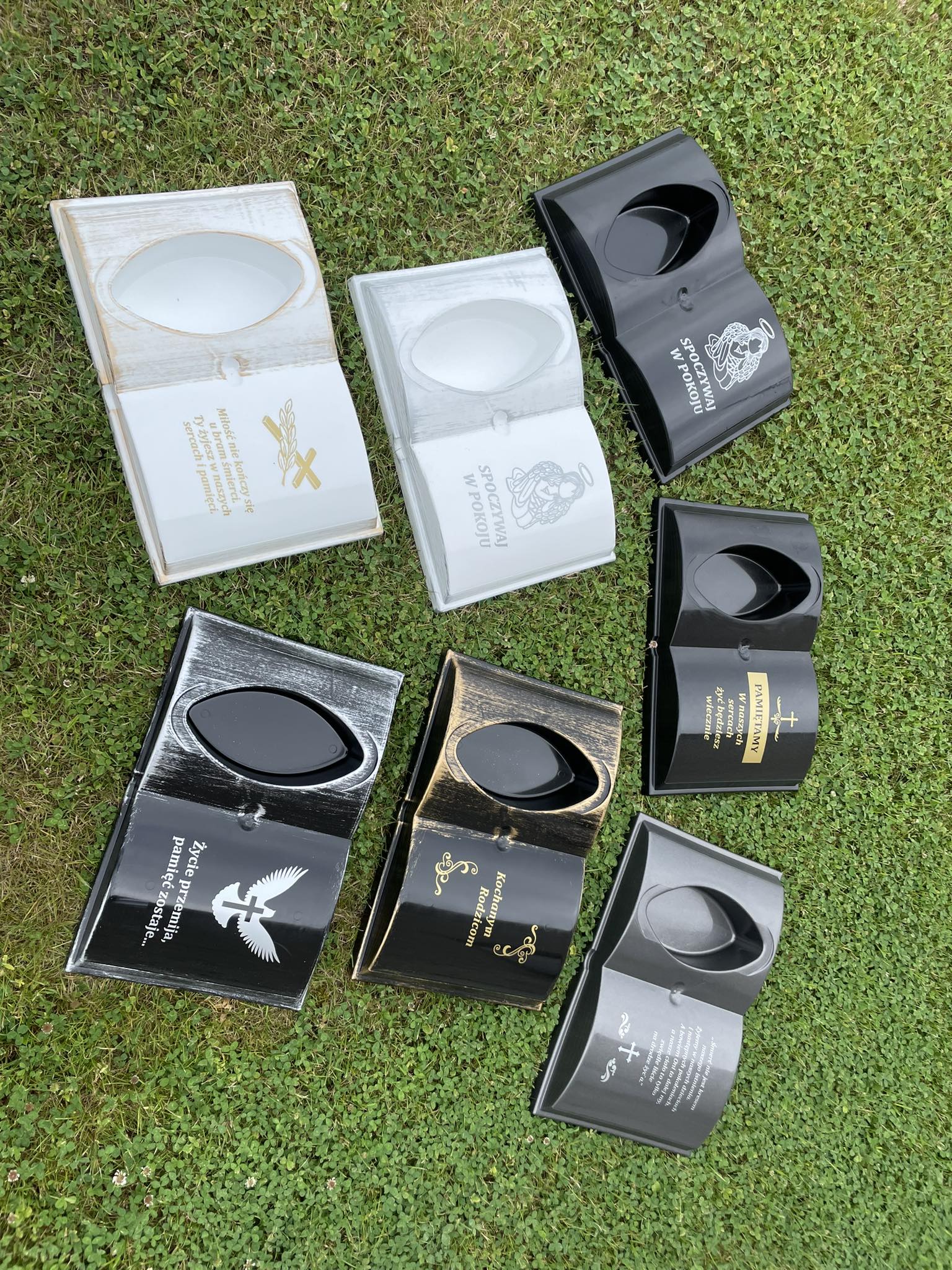 KSIĘGA na grób Podkład do stroików sztucznych Biała ze złotym