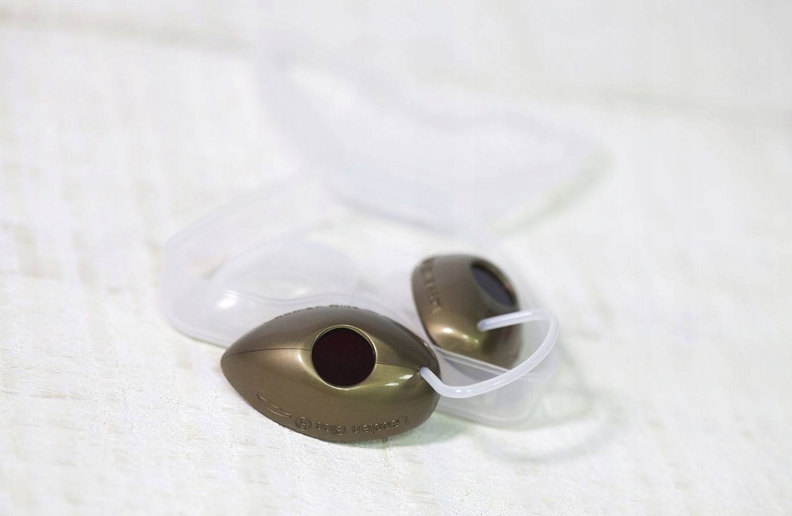 Okulary do opalania w solarium Vision 1 złote