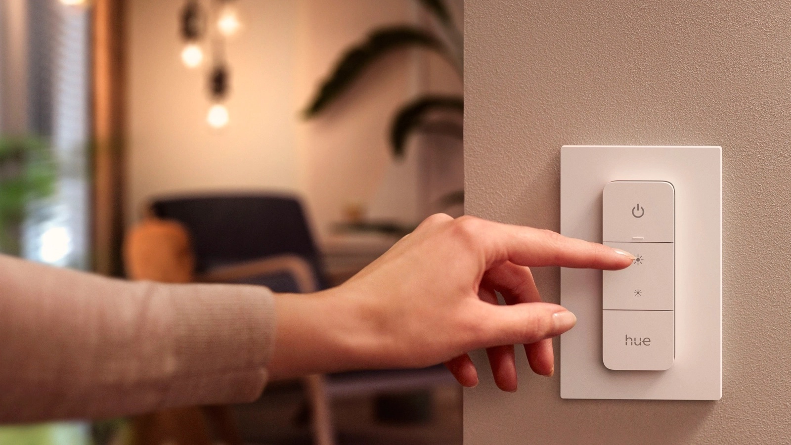 Lampa Sufitowa LED Oprawa Natynkowa TUBA SPOT 4.2W 400lm IP20 White Ambiance TW Biała Inteligentna SMART Zigbee Bluetooth + Regulator Pilot Pillar Philips HUE - czwarta cecha produktu