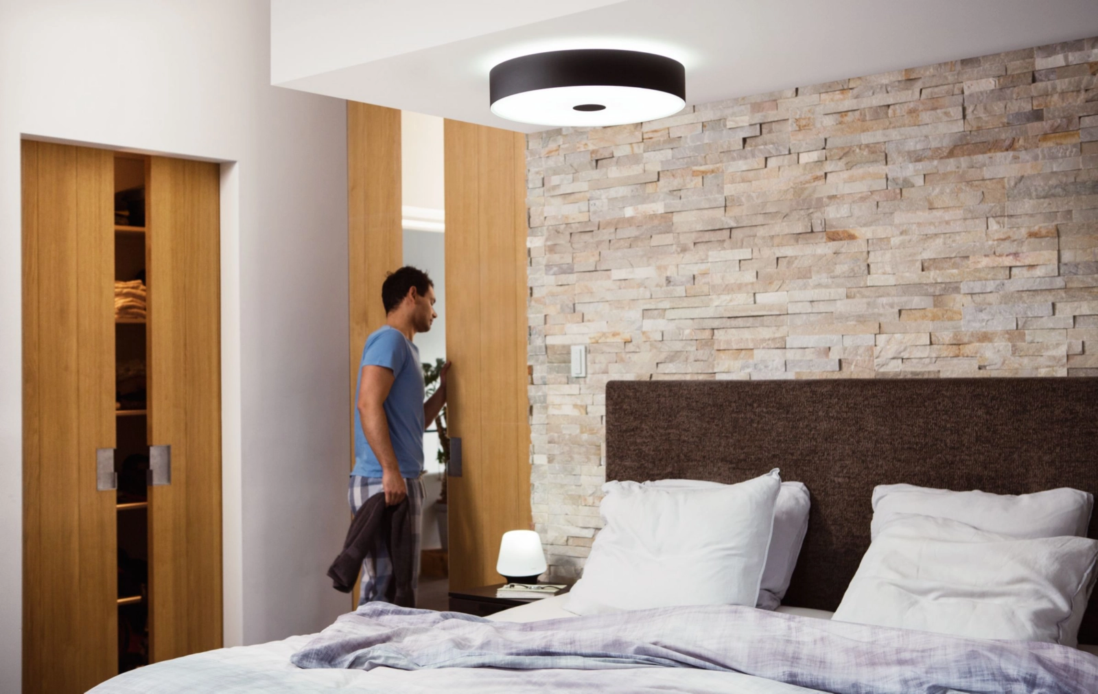 Plafon LED Lampa Sufitowa Natynkowa 25W 2900lm IP20 White Ambiance TW Czarna 44cm Inteligentna SMART Zigbee Bluetooth Fair Philips HUE - obszar zastosowań