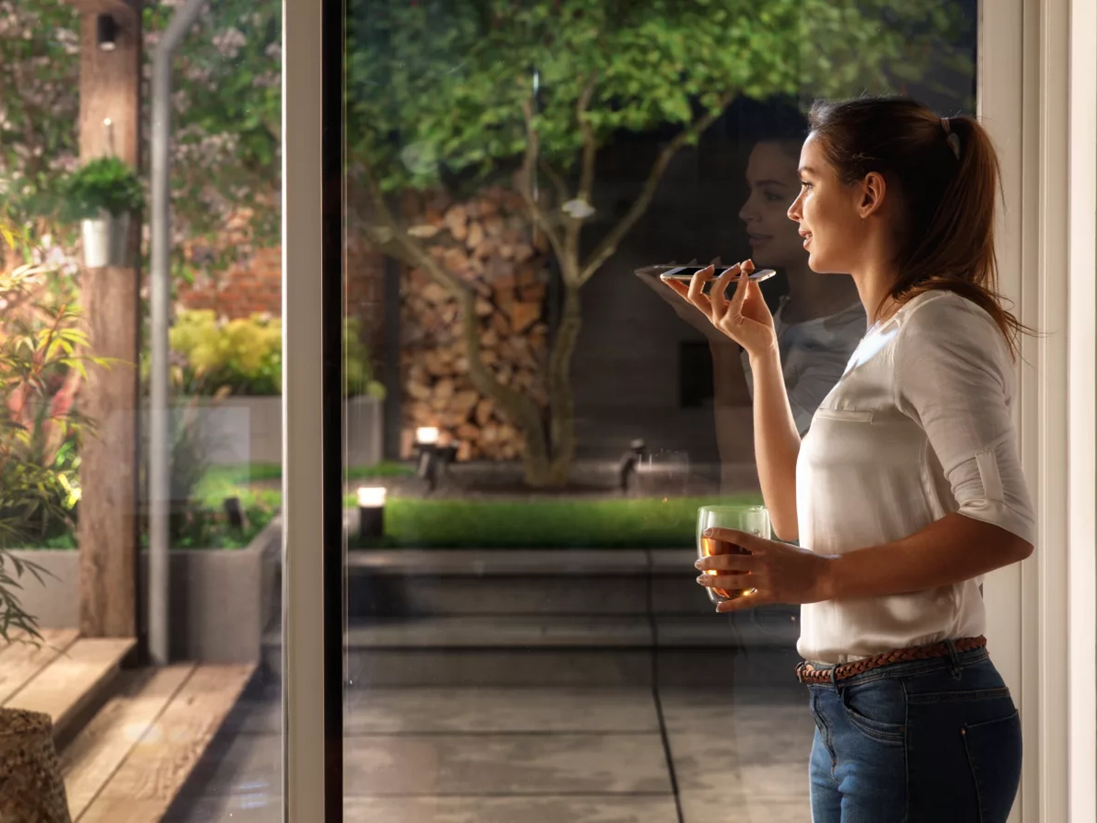 Zestaw 3x Reflektor Ogrodowy Wbijany LED 8W 590lm IP65 White and Color Ambiance RGB + TW Czarna Inteligentna SMART Zigbee Bluetooth Lily Philips HUE - czwarta cecha produktu