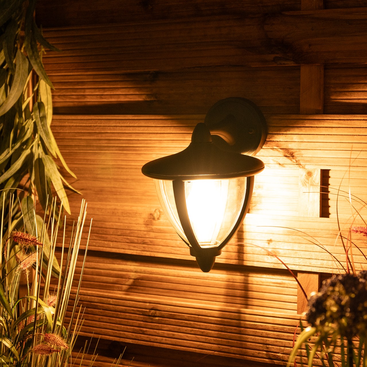 Lampa Ogrodowa Ścienna Zewnętrzna Kinkiet Elewacyjny E27 LED Latarnia Czarna ARETOS LUMILED - obszar zastosowań