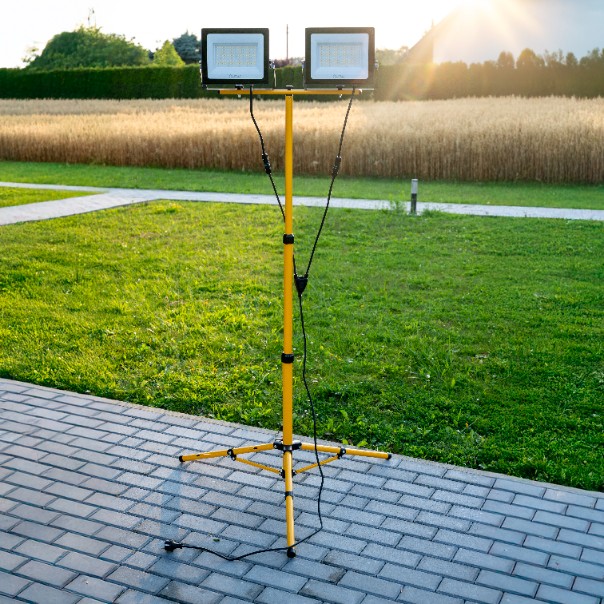 Naświetlacz LED Lampa 2x 100W Robocza Statyw Budowlany 6500K - druga cecha produktu