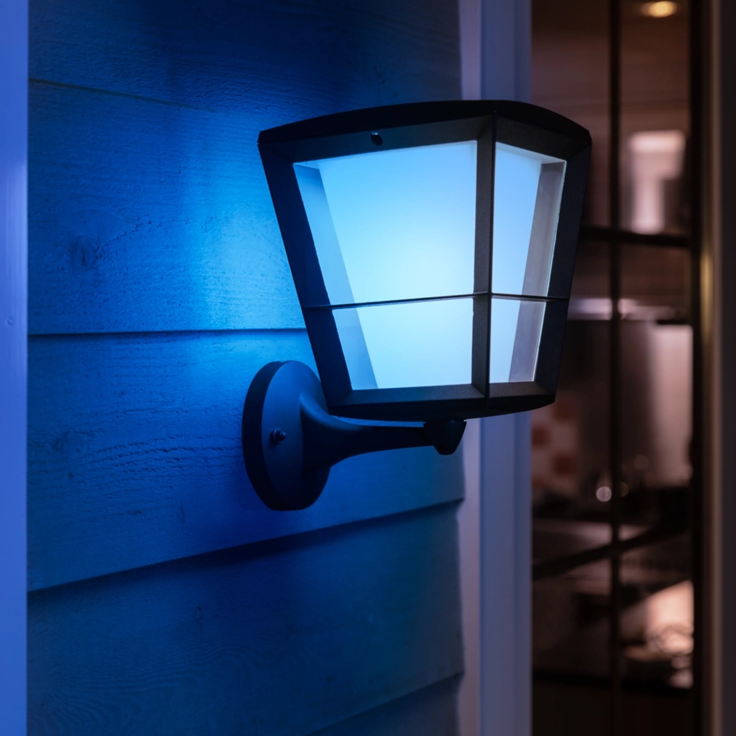 Kinkiet Ogrodowy LED Lampa Zewnętrzna Elewacyjna 15.2W 1140lm IP44 White and Color Ambiance RGB + TW Czarna Inteligentna SMART Zigbee Bluetooth Econic Philips HUE - druga cecha produktu