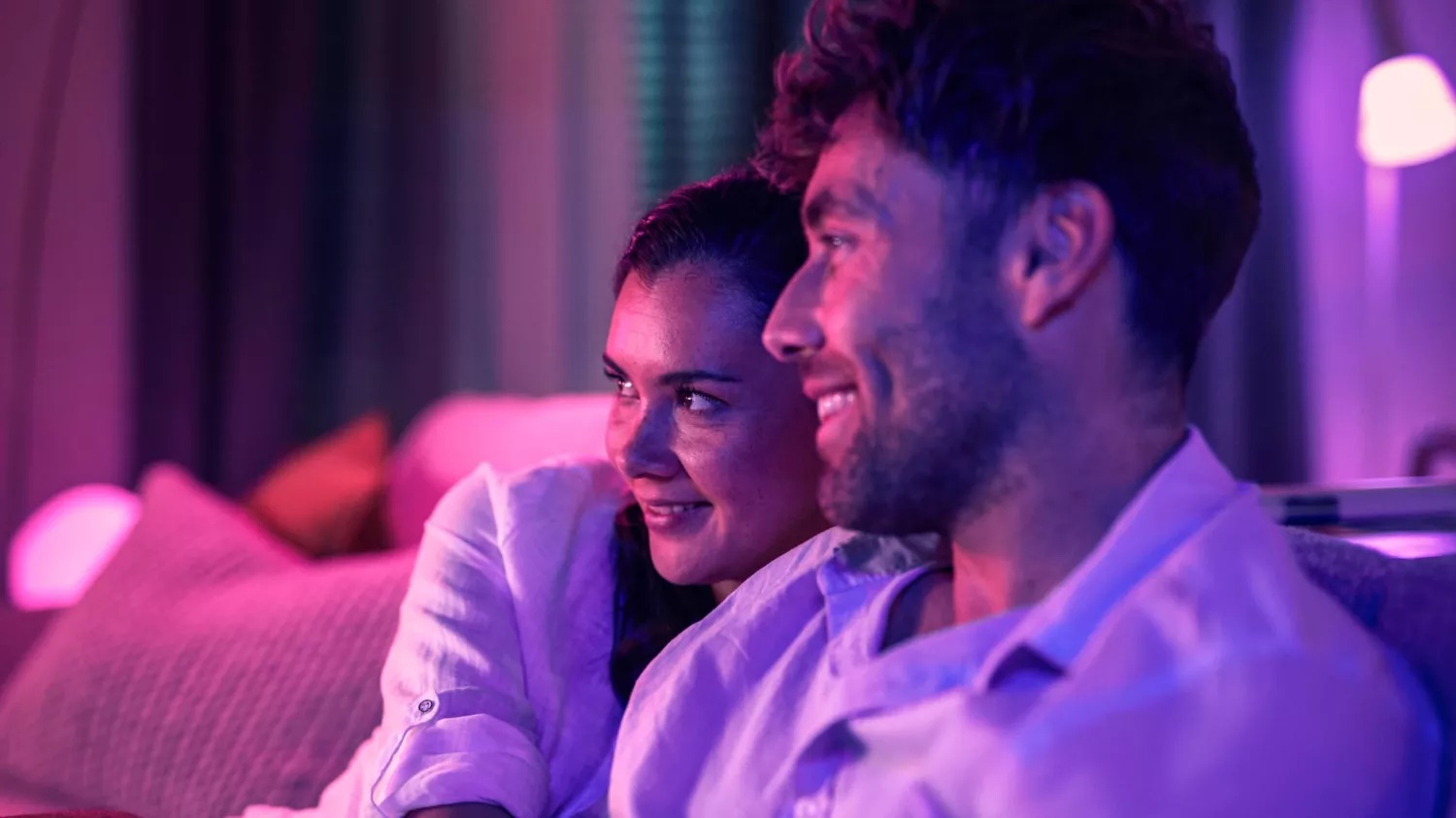 Taśma LED Pasek na Telewizor TV 55"""" - 60"""" Gradient 20W 1100lm IP20 White and Color Ambiance RGB + TW Inteligentna SMART Zigbee Bluetooth Gradient TV Strip Philips HUE - druga cecha produktu