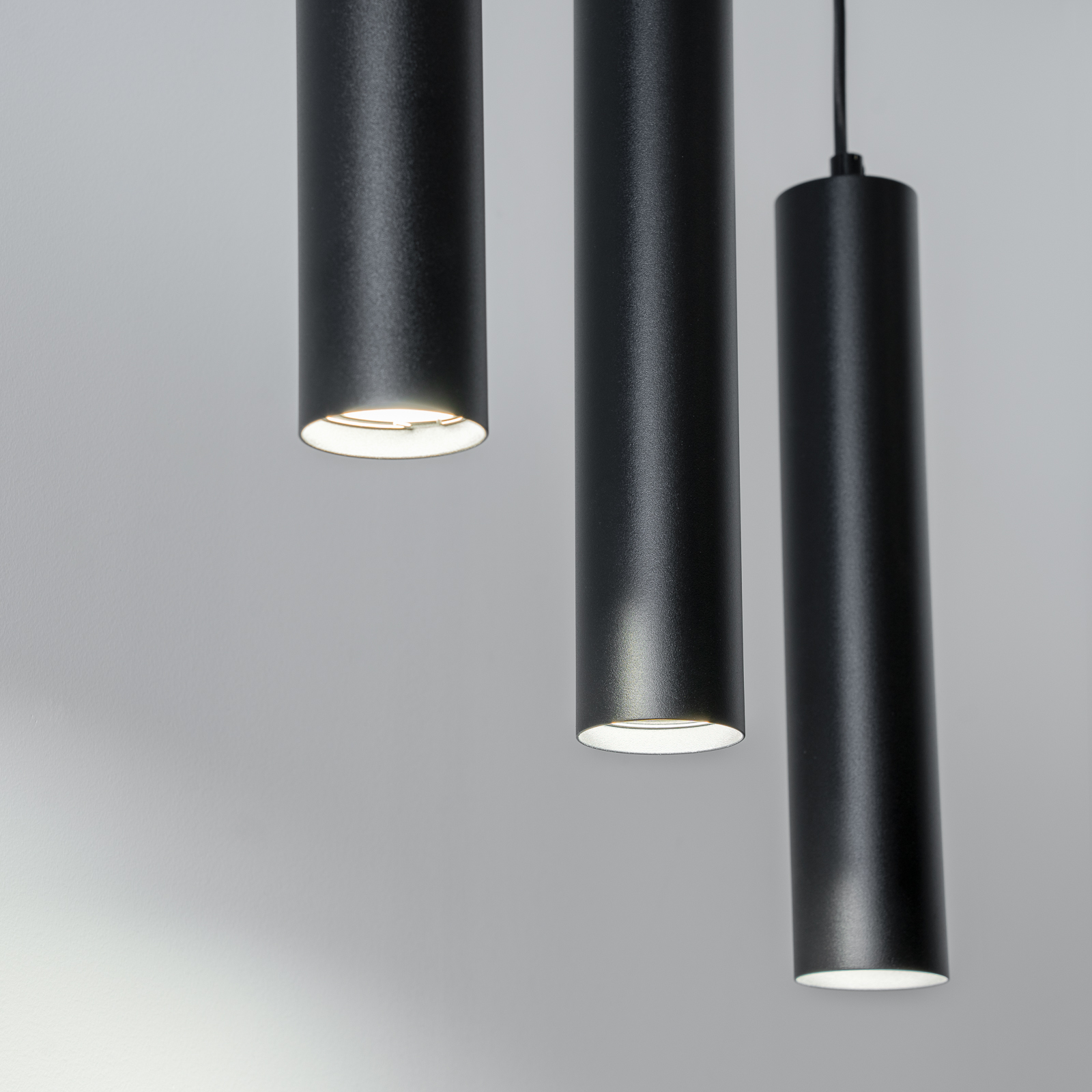 Lampa Wisząca Sufitowa Zwis 29cm Reflektor 3x GU10 LED SOPLO Czarny LUMILED - pierwsza cecha produktu