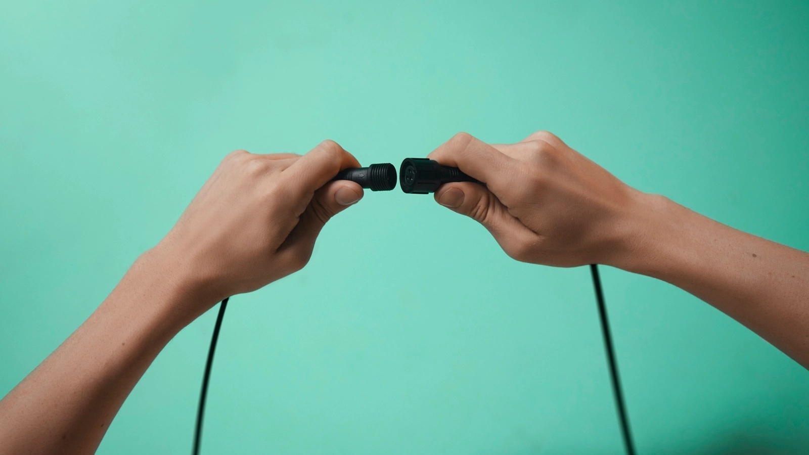 2x Reflektor Ogrodowy LED Wbijany Lampa 10W 540lm 2700-5000K RGB + TW Czarna Inteligentna SMART WiFi Bluetooth Aplikacja WiZ - czwarta cecha produktu