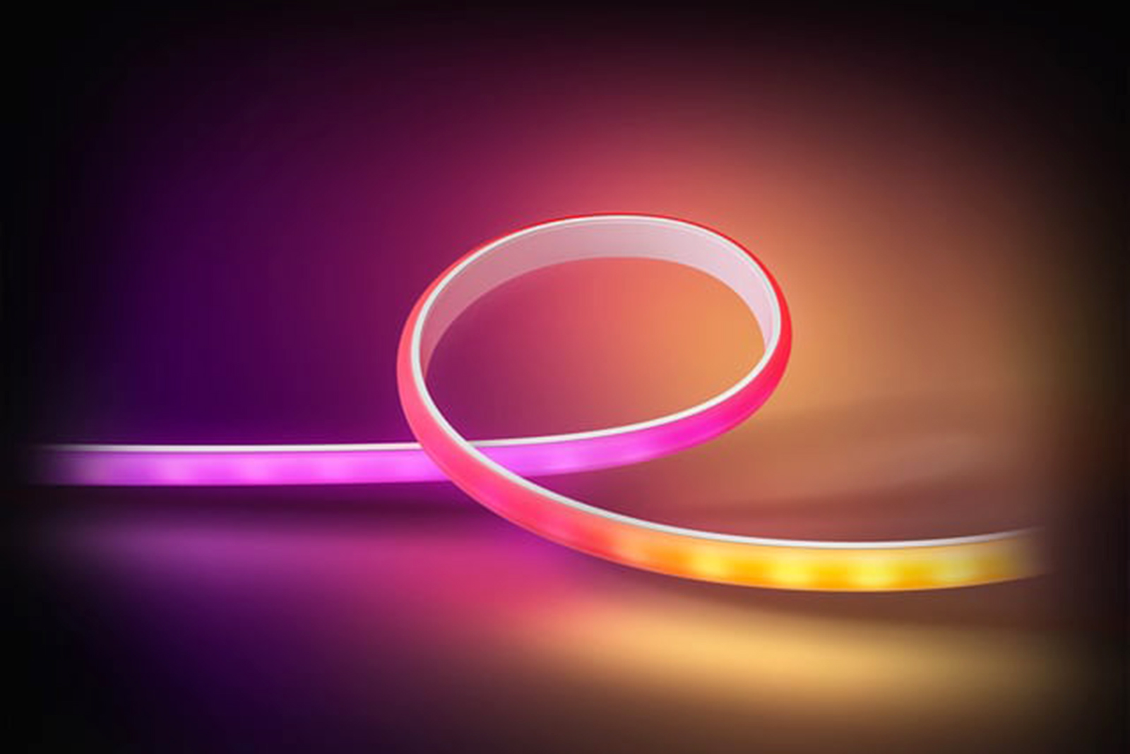 Taśma LED Pasek NEON Przedłużenie 1m 12.3W 1000lm IP20 White and Color Ambiance RGB + TW Biała Inteligentna SMART Zigbee Bluetooth LightStrip Gradient Philips HUE - pierwsza cecha produktu