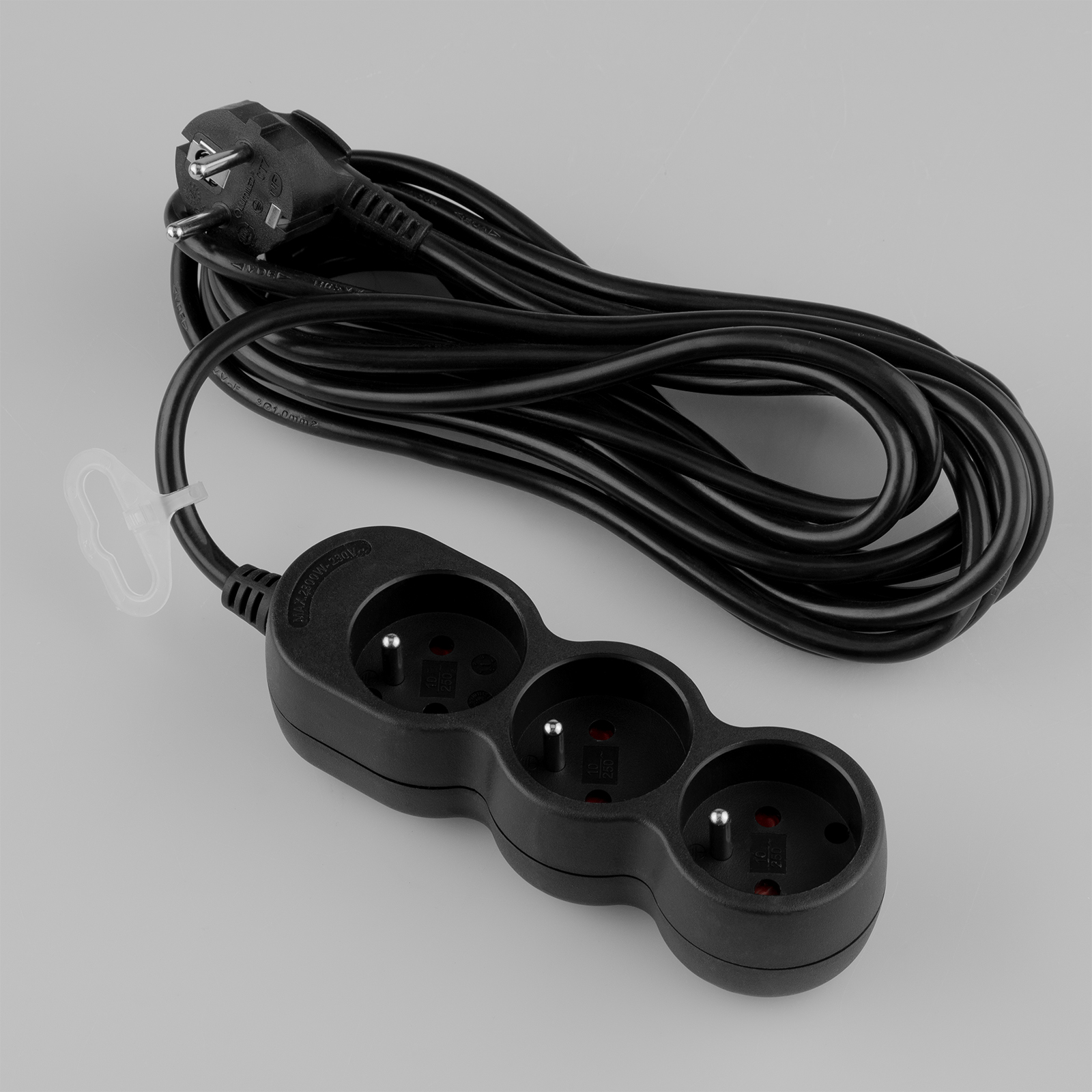 Przedłużacz Sieciowy Kabel z Uziemieniem Listwa Zasilająca 3 Gniazda 5m Czarny Sznur Lendo Lumiled - skład produktu