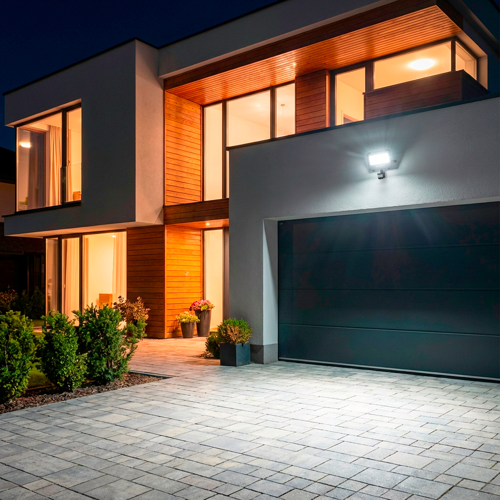 Naświetlacz LED TRINOX 50W 5500lm CCT IP65 Szary Czujnik Ruchu i Zmierzchu LUMILED - obszar zastosowań