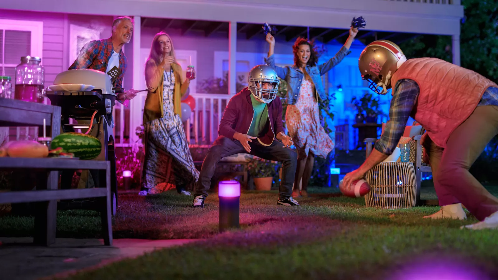 Lampa Ogrodowa Zewnętrzna LED SŁUPEK 40cm 15.8W 1180lm IP44 White and Color Ambiance RGB + TW Czarna Inteligentna SMART Zigbee Bluetooth Impress LowVolt Philips HUE - druga cecha produktu