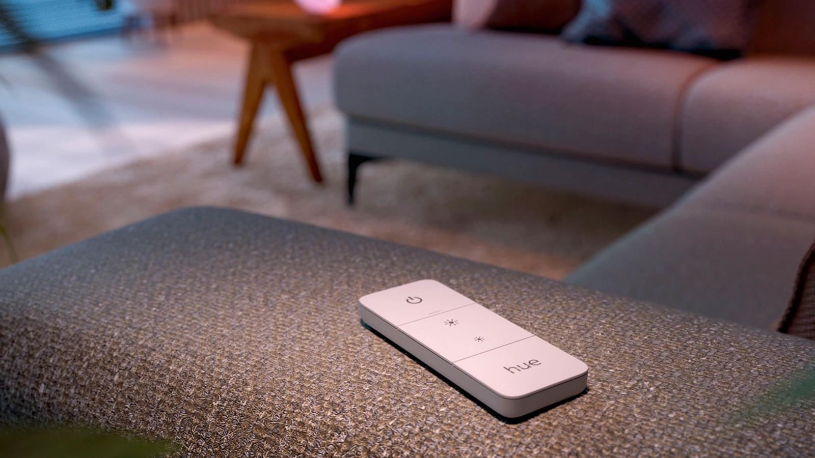 Lampka Biurkowa LED Stołowa Nocna 8W 800lm IP20 White Ambiance TW Czarna Inteligentna SMART Zigbee Bluetooth Wellness Philips HUE - trzecia cecha produktu