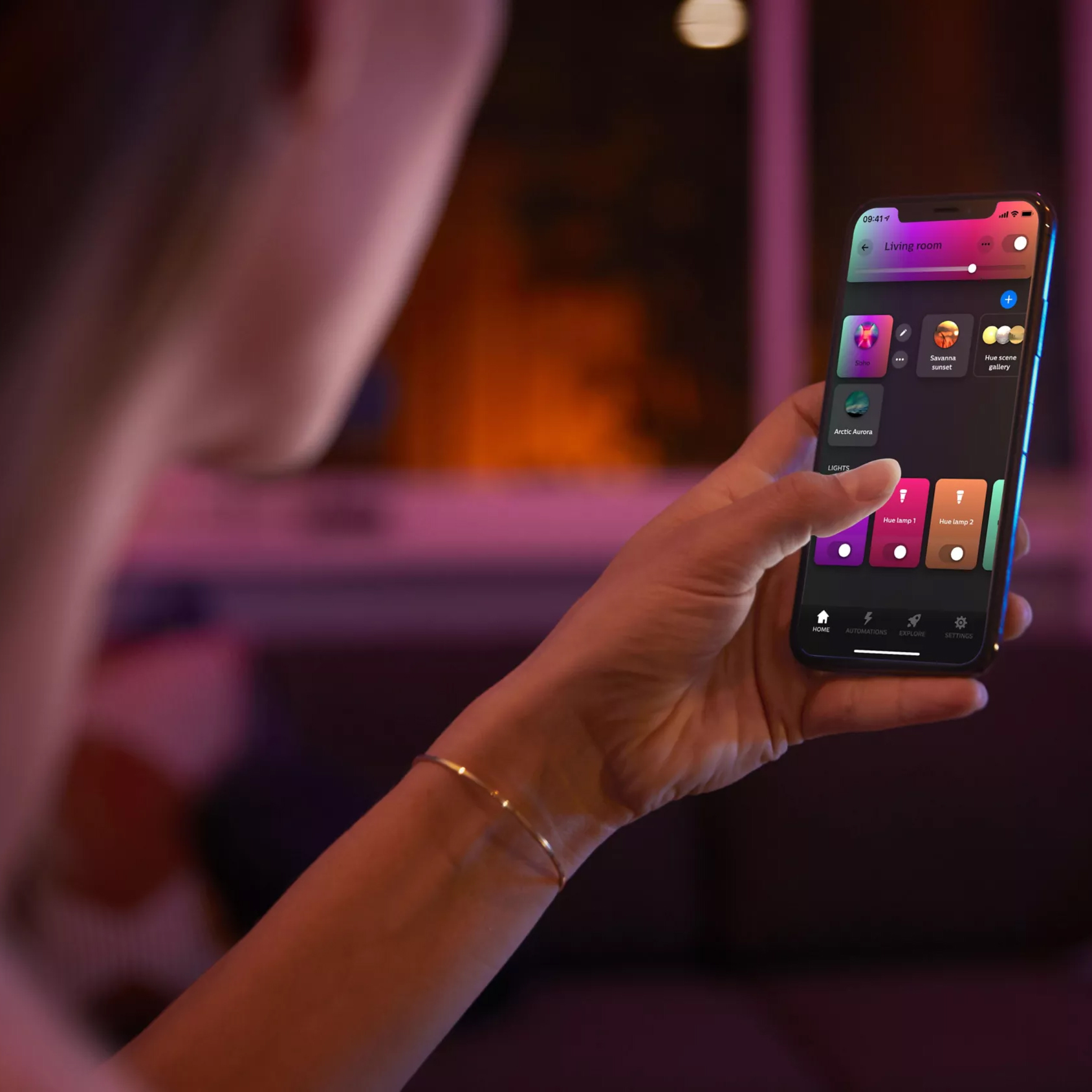 Żarówka LED E27 A60 11W = 75W 1100lm 2000-6500K CCT + RGB SMART Inteligentna Bluetooth ZigBee White and Color Ambiance Philips HUE - pierwsza cecha produktu