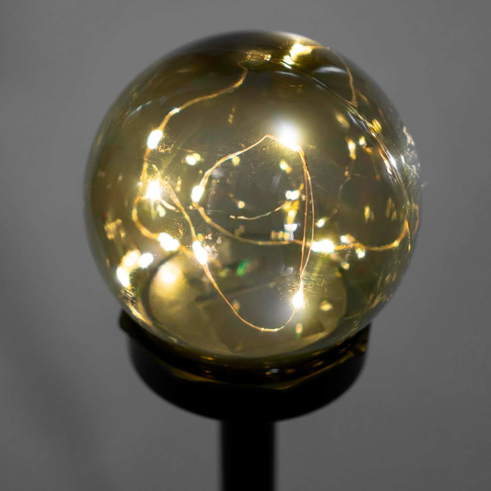 Lampa Solarna Ogrodowa LED 3000K IP44 10cm Wbijana Ozdobna Kula Dekoracyjna Dymiona GLORIS LUMILED - pierwsza cecha produktu