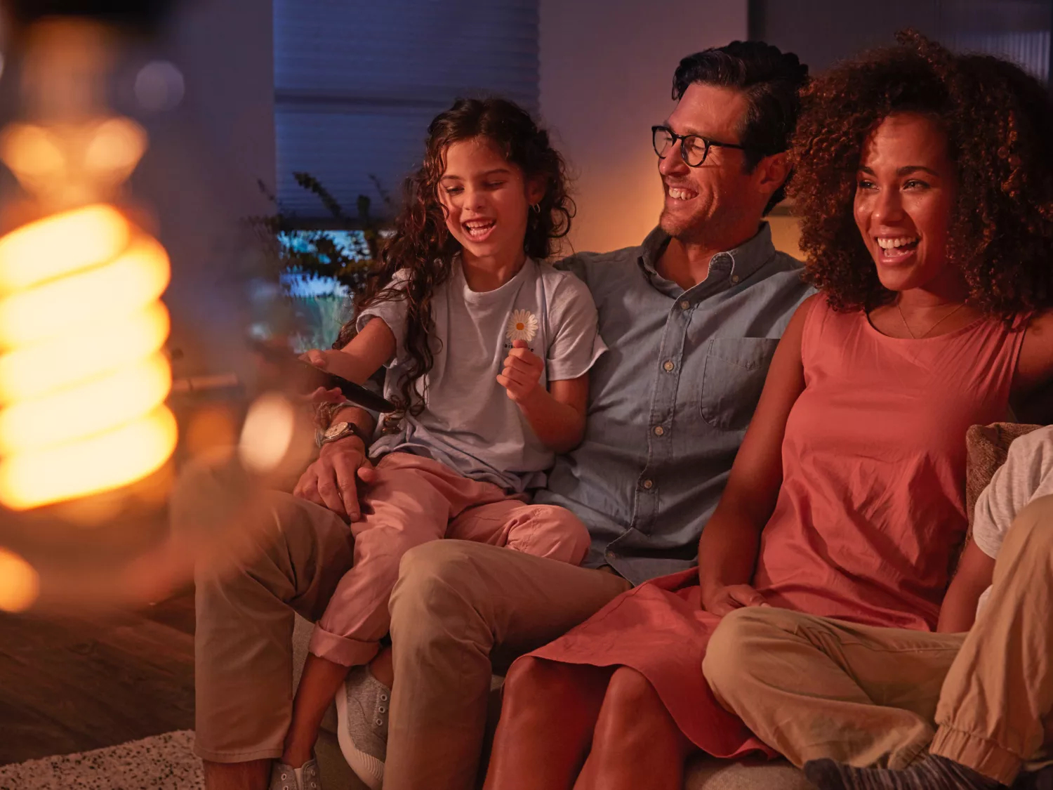 Żarówka LED E27 A60 7.2W = 40W 550lm 2100K Biała Ciepła FILAMENT SMART Inteligentna Bluetooth ZigBee White Philips HUE - obszar zastosowań