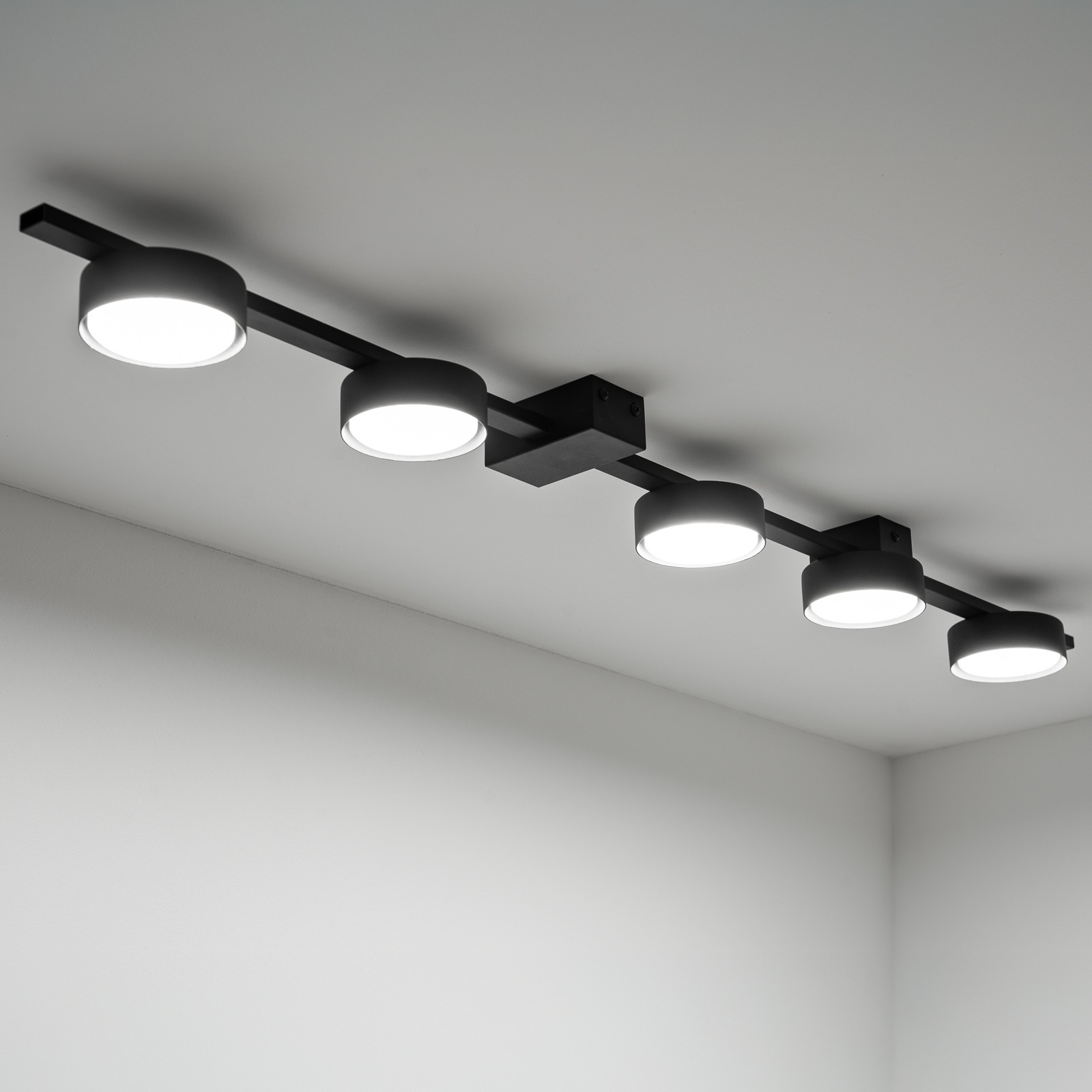 Lampa Sufitowa OVILO Oprawa Halogenowa LED 5x GX53 Spot Kinkiet Reflektor Ścienna LUMILED - aranżacja