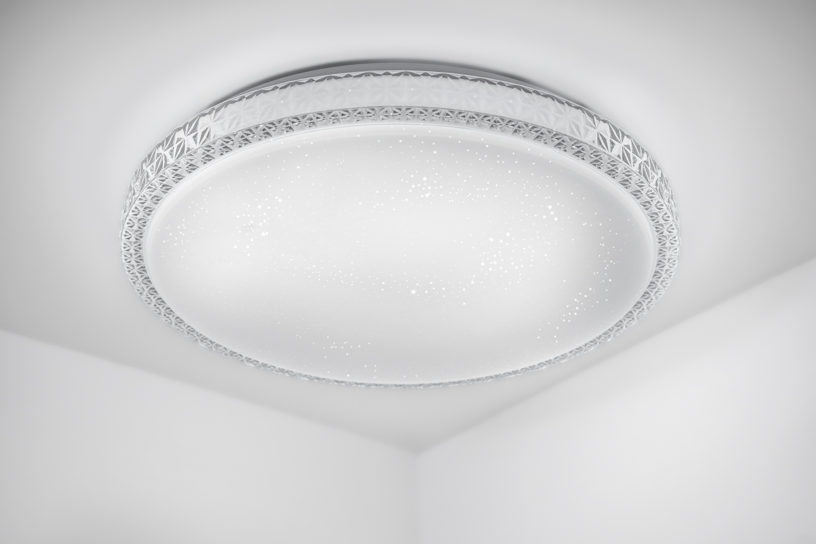Plafon LED Lampa Sufitowa Natynkowa AGA2 48W IP44 CCT Biały Okrągły 40cm + PILOT LUMILED - pierwsza cecha produktu