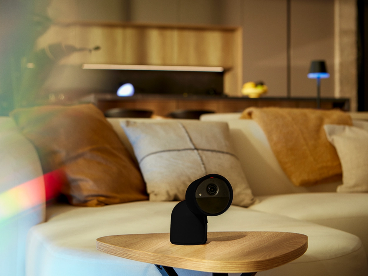 Kamera Przewodowa Wewnętrzna IP 2K QHD 1440p CMOS Czarna Zigbee WiFi SMART Security Camera Secure Philips HUE - trzecia cecha produktu