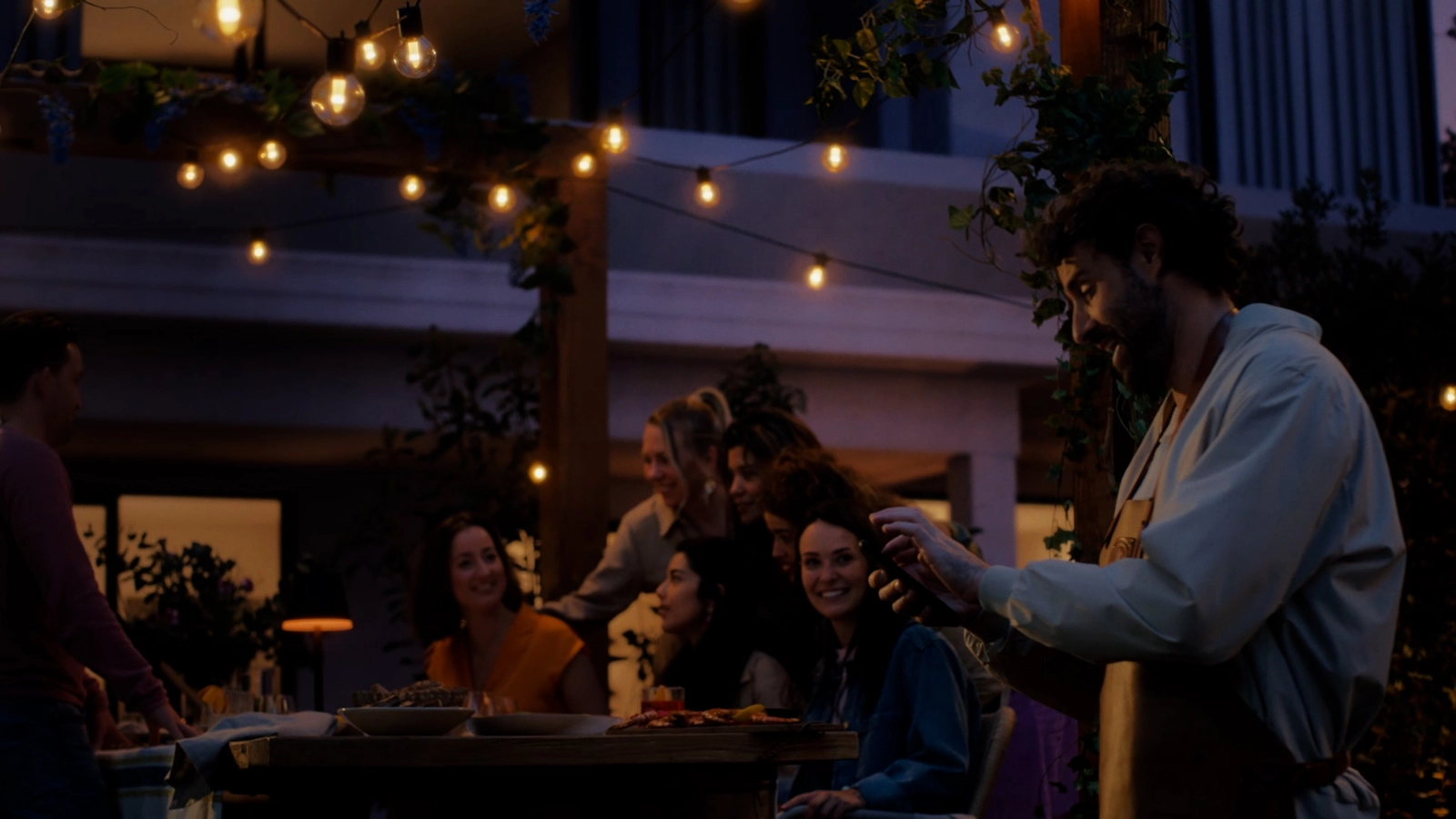 Girlanda Ogrodowa Zewnętrzna 21m IP65 30LED RGB SMART Inteligentna Bluetooth ZigBee White and Color Ambiance Festavia Philips HUE - obszar zastosowań
