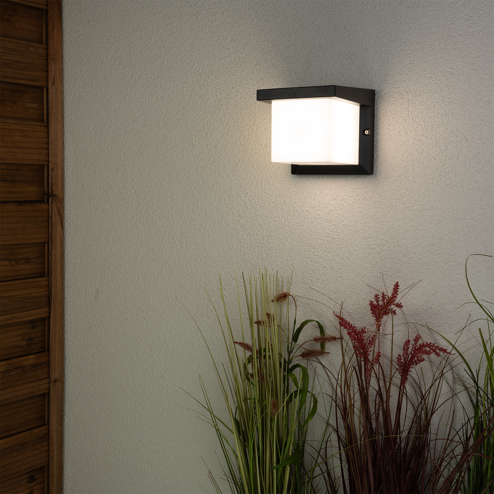 Lampa Ogrodowa Kinkiet Elewacyjny E27 Kwadratowy LEVIS LUMILED - aranżacja