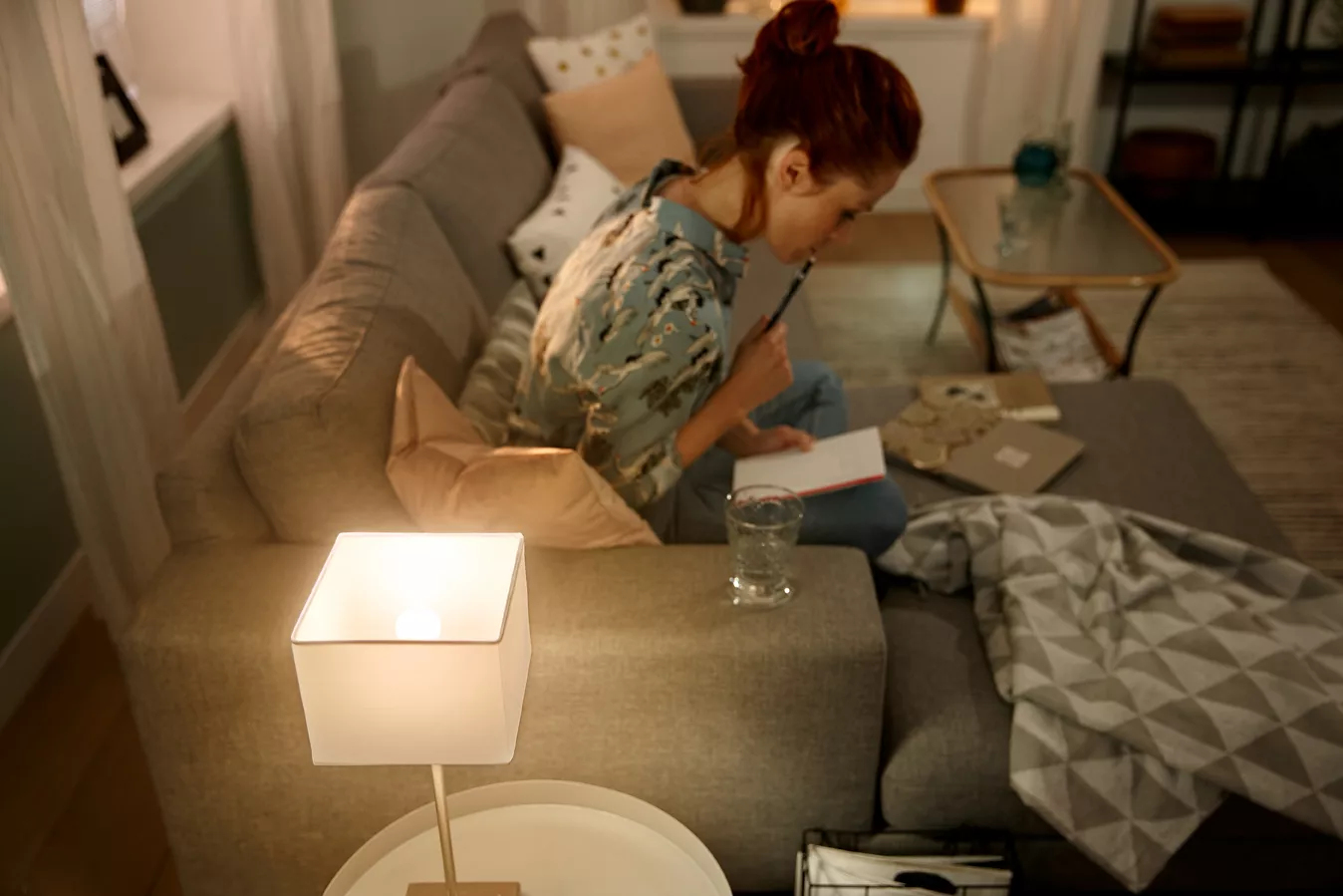 Żarówka LED E14 Kulka P45 5.7W = 40W 470lm 2700K Biała Ciepła SMART Inteligentna Bluetooth ZigBee White Philips HUE - obszar zastosowań
