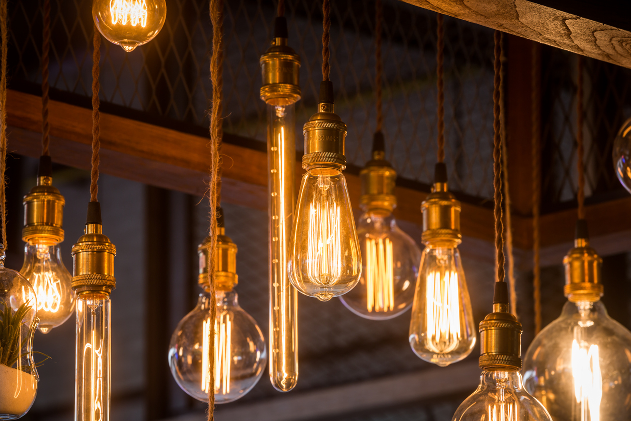 Żarówka LED E27 Tubularna T30 8W = 75W 1055lm 3000K Ciepła 360° FILAMENT LUMILED - aranżacja