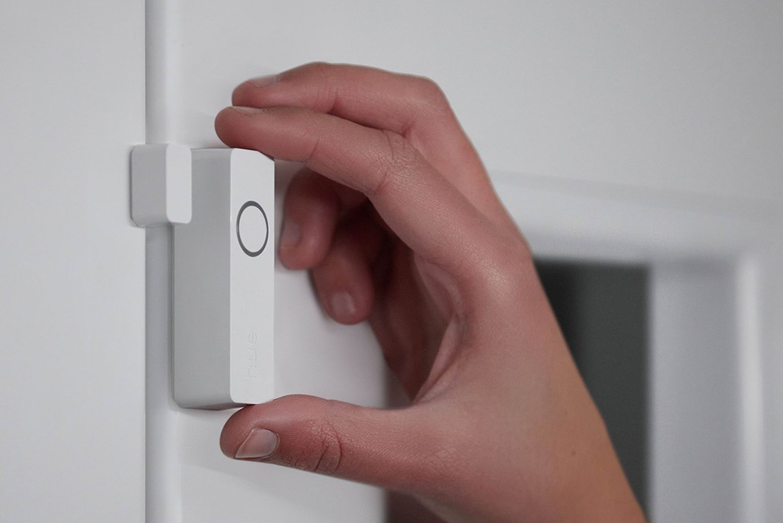 Inteligentny Czujnik Kontaktu do Okien i Drzwi Biały Bateryjny SMART Zigbee Contact Sensor Secure Philips HUE 2 szt. - pierwsza cecha produktu