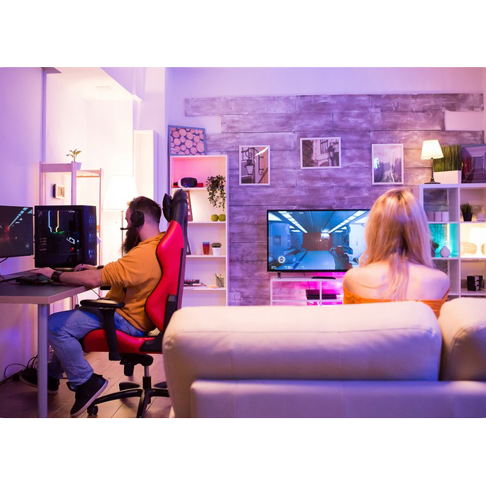 Żarówka LED E27 A60 9W = 60W 806lm 6500K + RGB Wielokolorowa 260° Ściemnialna Pilot LUMILED - aranżacja