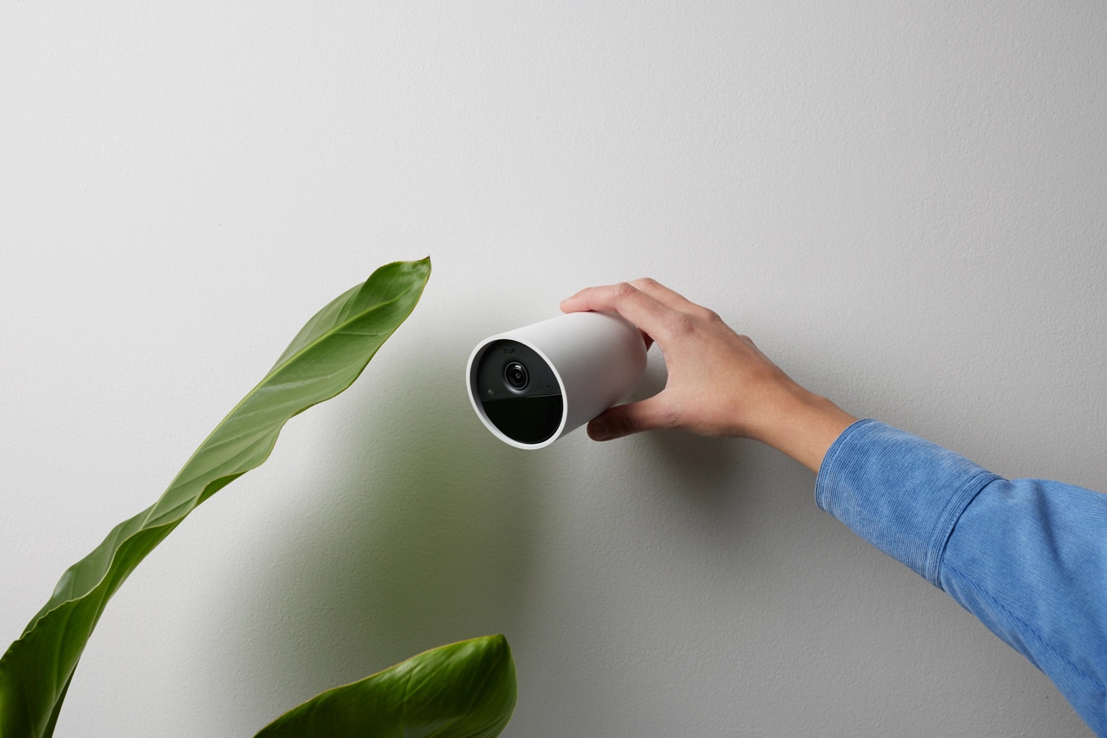 Kamera Zewnętrzna Bateryjna Akumulatorowa IP 1080p Full HD CMOS Biała Zigbee WiFi SMART Security Camera Secure Philips HUE - trzecia cecha produktu