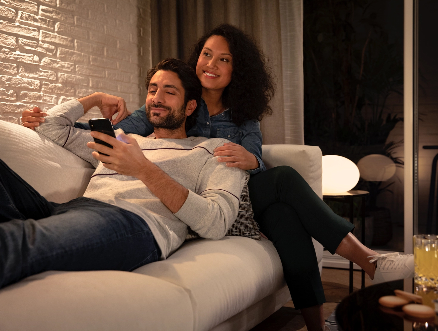 2x Żarówka LED GU10 Reflektor 4.2W = 50W 400lm 2200-6500K CCT SMART Inteligentna Bluetooth ZigBee White Ambiance Philips HUE - obszar zastosowań
