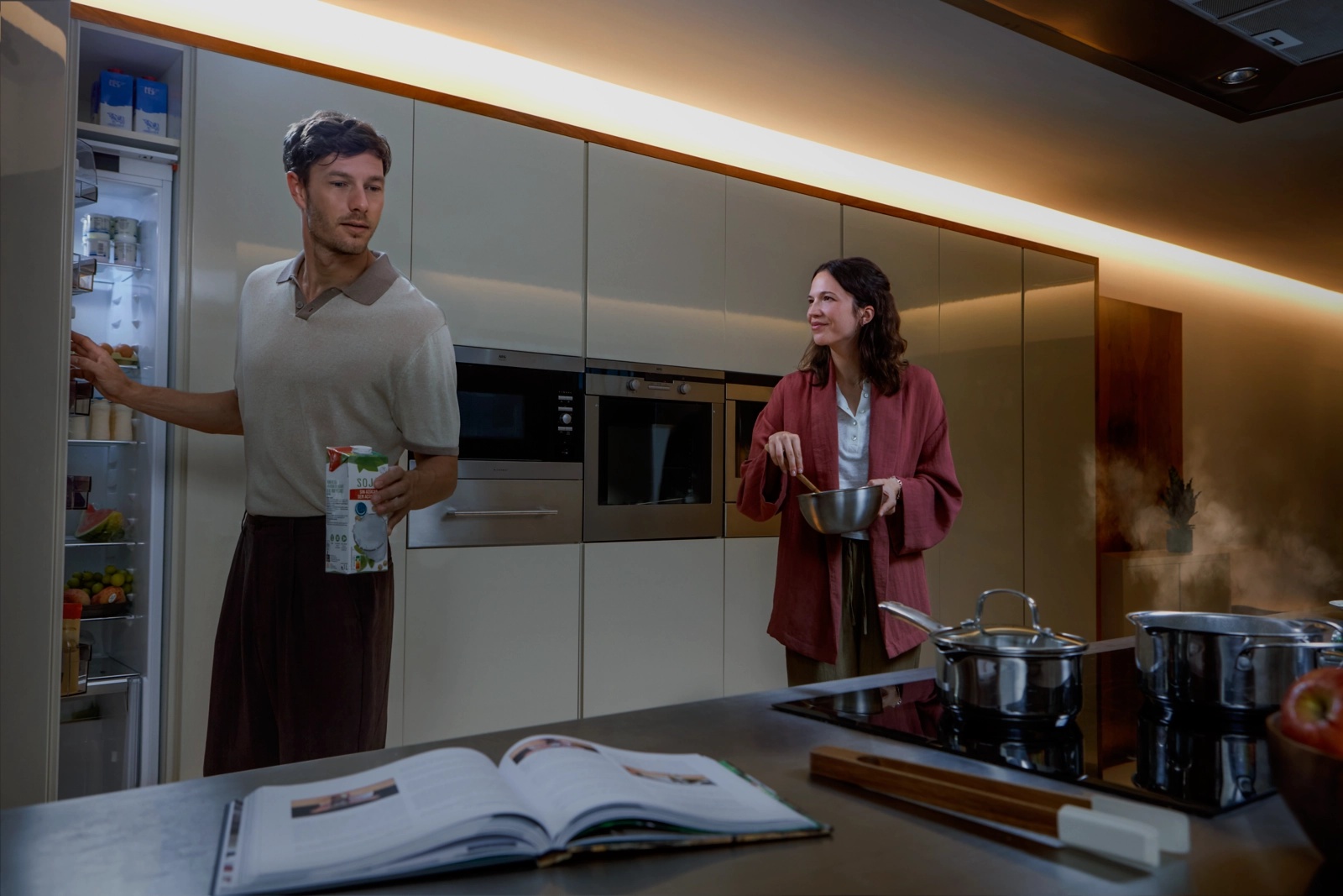 Taśma LED Pasek 3m 29W 2900lm IP20 White and Color Ambiance RGB + TW Biała Inteligentna SMART Zigbee Bluetooth Flux Strip Ultra-Bright Philips HUE - trzecia cecha produktu