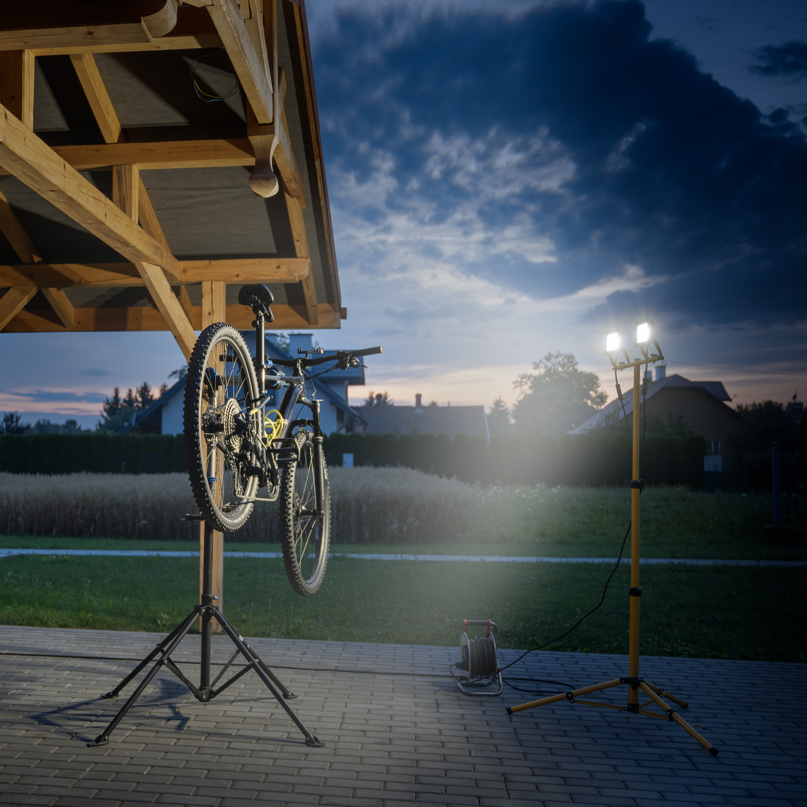 Naświetlacz LED Lampa 2x 50W Robocza Statyw Budowlany 4000K - obszar zastosowań