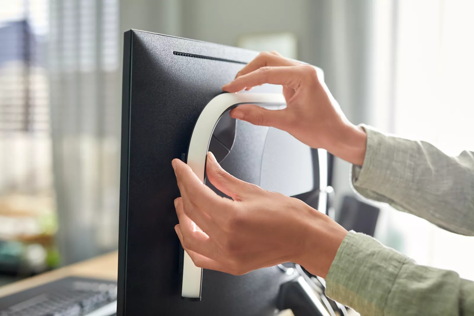 Taśma LED Pasek Podświetlenie do Monitora 24"""" 27"""" 15W 800lm IP20 White and Color Ambiance RGB + TW Inteligentna SMART Zigbee Bluetooth Gradient PC Strip Philips HUE - czwarta cecha produktu