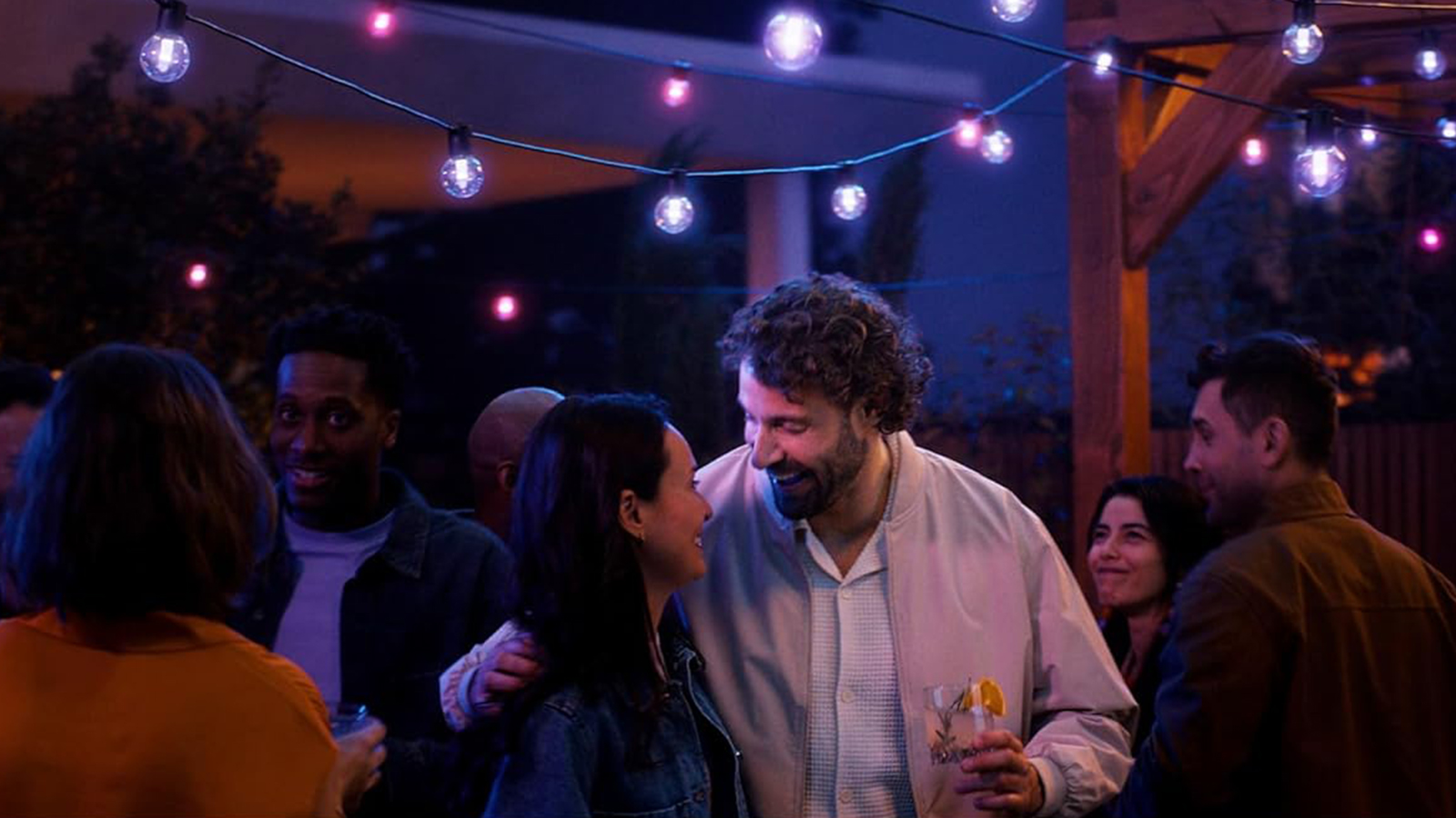 Girlanda Ogrodowa Zewnętrzna 21m IP65 30LED RGB SMART Inteligentna Bluetooth ZigBee White and Color Ambiance Festavia Philips HUE - druga cecha produktu