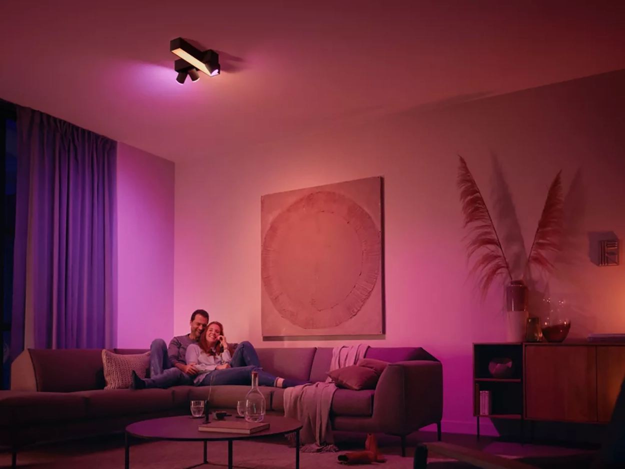 Lampa Sufitowa LED Reflektor 37.6W 2960lm IP20 White and Color Ambiance RGB + TW Czarna Inteligentna SMART Zigbee Bluetooth Centris Philips HUE - obszar zastosowań