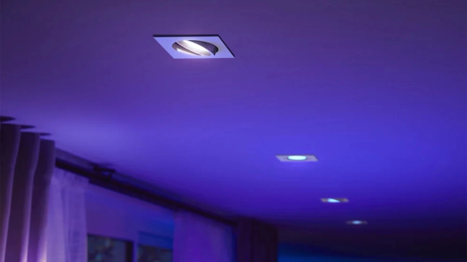 Oprawa Podtynkowa Wpuszczana LED 4.2W 400lm IP20 White and Color Ambiance RGB + TW Biała Inteligentna SMART Zigbee Bluetooth Centura Philips HUE - druga cecha produktu