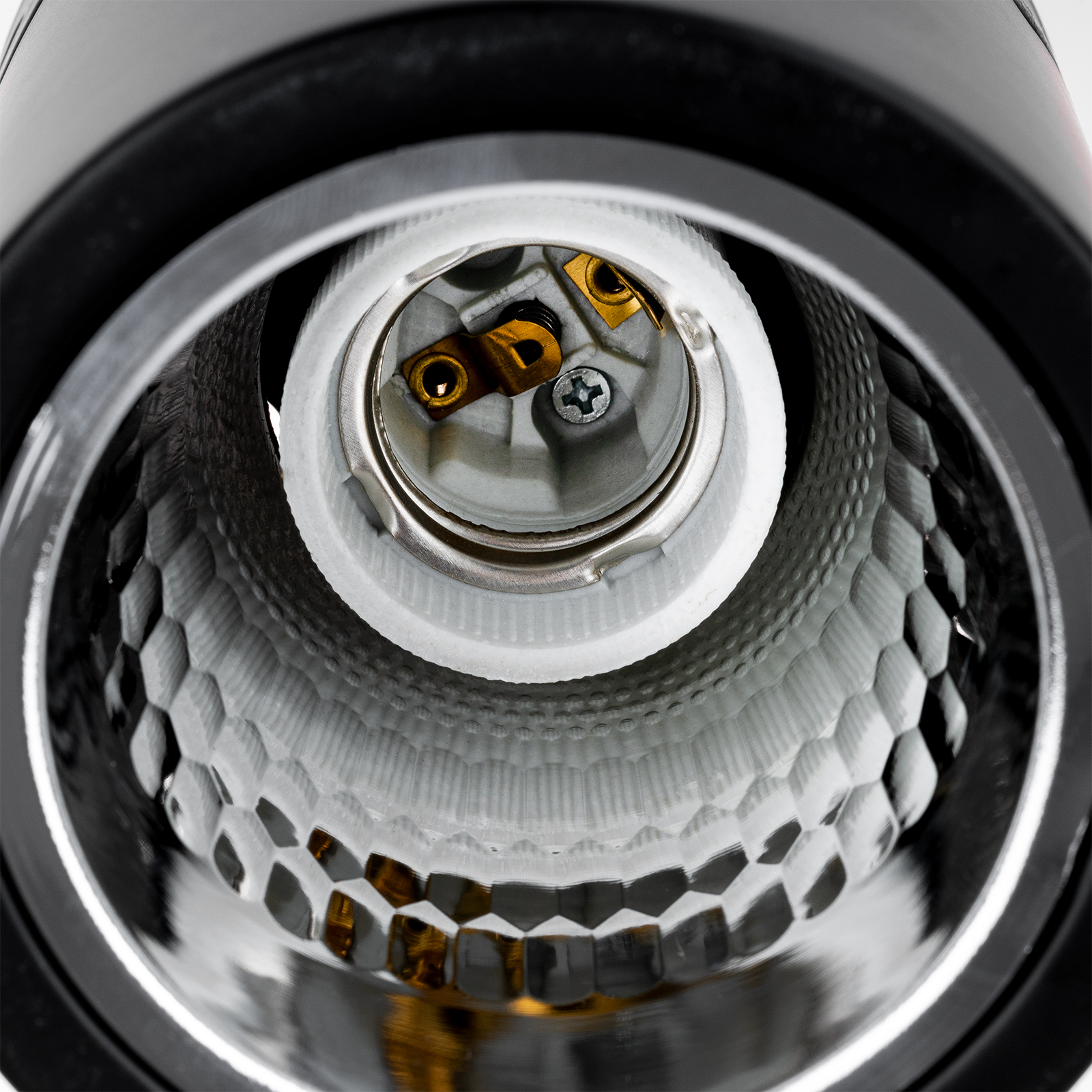 Oprawa Sufitowa Natynkowa Stała Okrągła APUS 13 Spot TUBA Czarna E27 - pierwsza cecha produktu