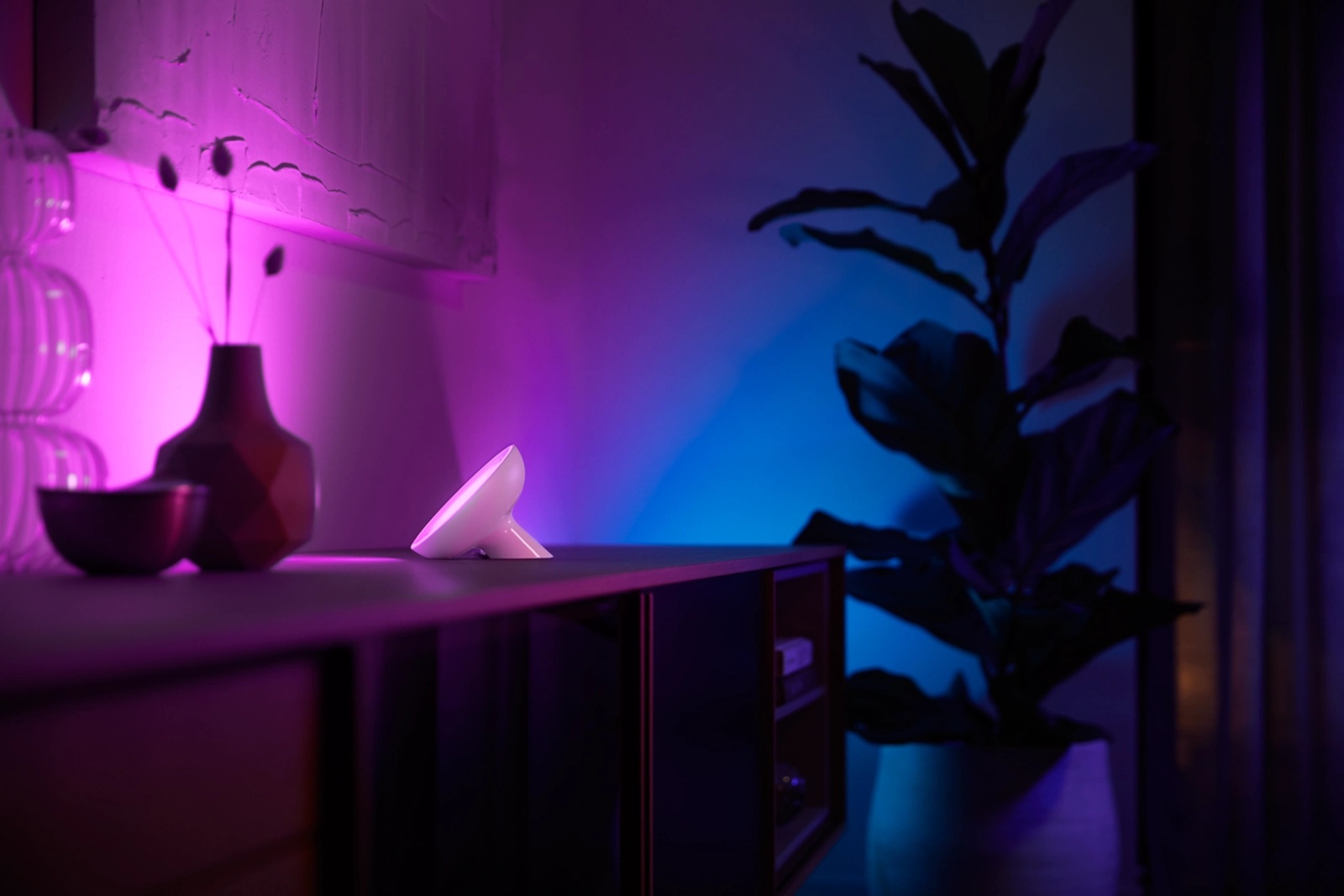 Lampka Biurkowa LED Nocna 7.3W 500lm IP20 White and Color Ambiance RGB + TW Biała Inteligentna SMART Zigbee Bluetooth Bloom Philips HUE - druga cecha produktu