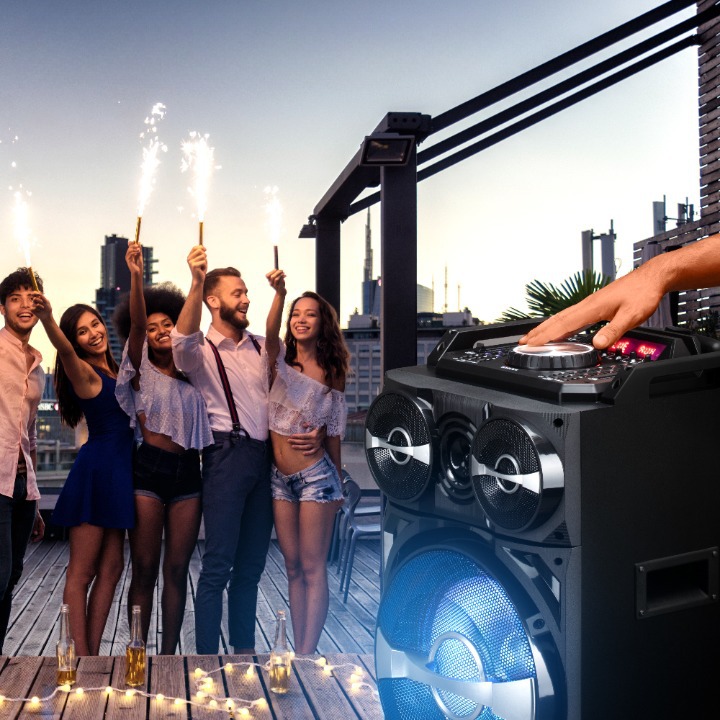 Głośnik AKAI DJ-222 - widok z przodu