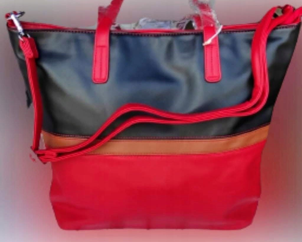 Torebka damska EKO SKÓRA pojemna pomieści A4 długi pasek w komplecie