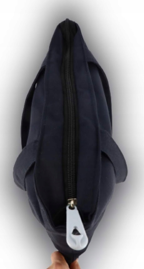 TORBA torebka z napisem ,,LICZY SIĘ WNĘTRZE A NIE JAKIŚ ... '' czarna