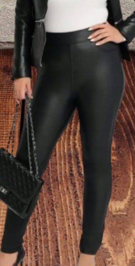 Spodnie skórzane lekko ocieplone Eko Skóra wysoki stan XL/2XL czarne